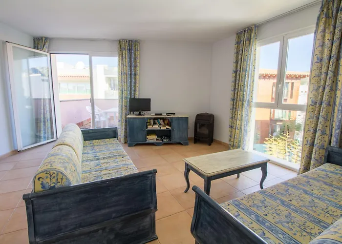 Nice Apartment With Wifi And Pool